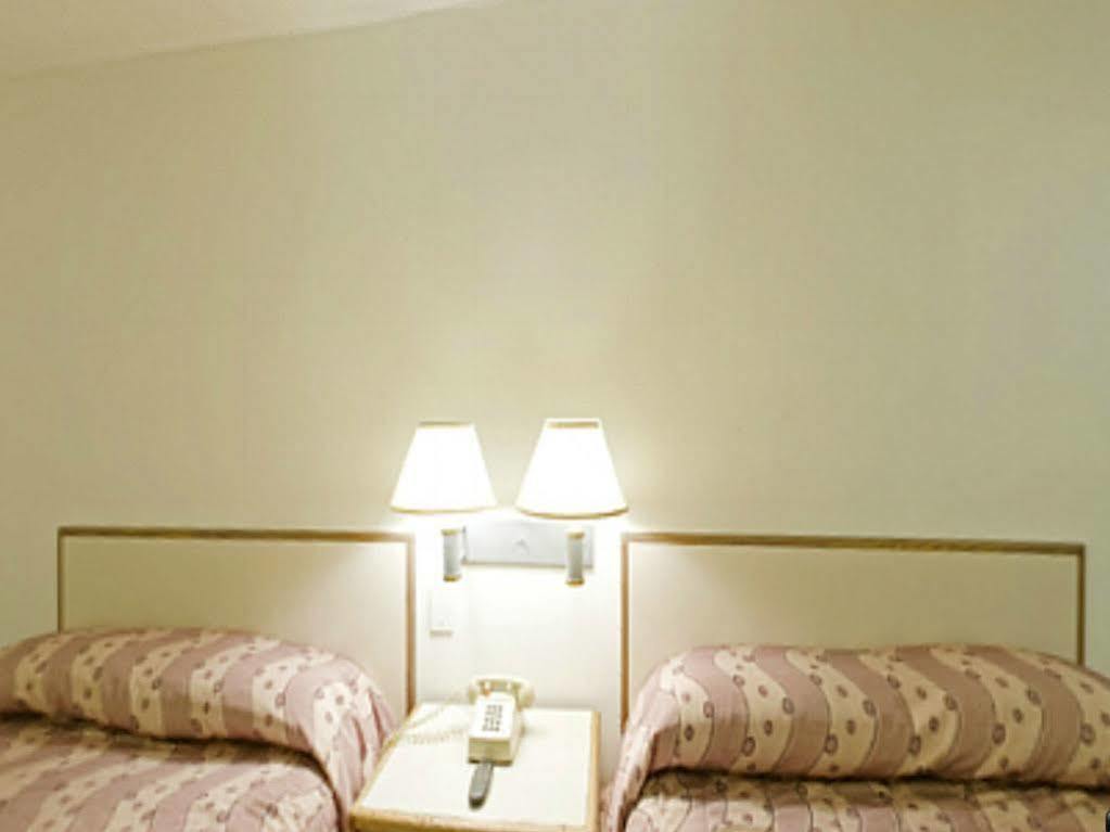 Royal Inn Charlotte Zewnętrze zdjęcie